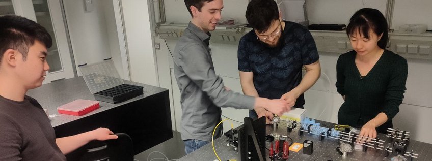 Biophysicist predocs build their own ultra-high resolution microscope with RGL Michael Weber during the IMPRS Cross-Disciplinary Predoc Course 2025 Biophysicist predocs build their own ultra-high resolution microscope with RGL Michael Weber during the IMPRS Cross-Disciplinary Predoc Course 2025